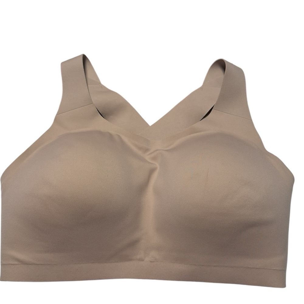Lululemon Tan Seamless Comfort Bra size E34 in like new condition